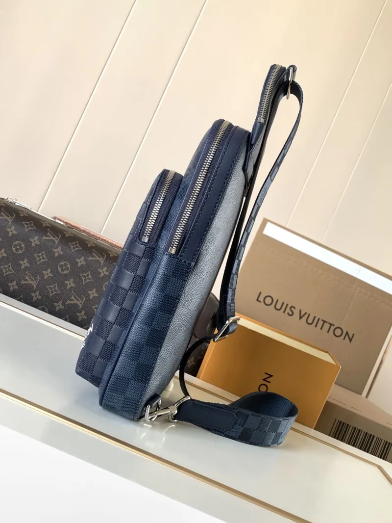 Alternative view of LV Waist & Chest Packs-144
