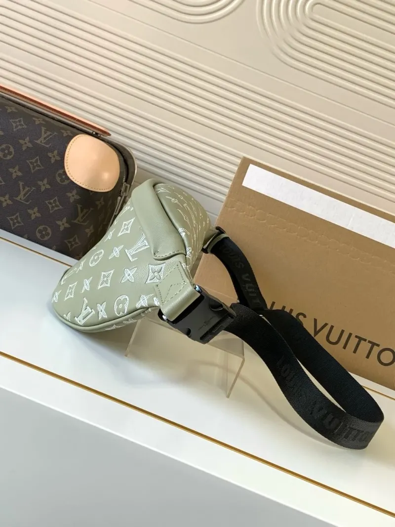 Alternative view of LV Waist & Chest Packs-151