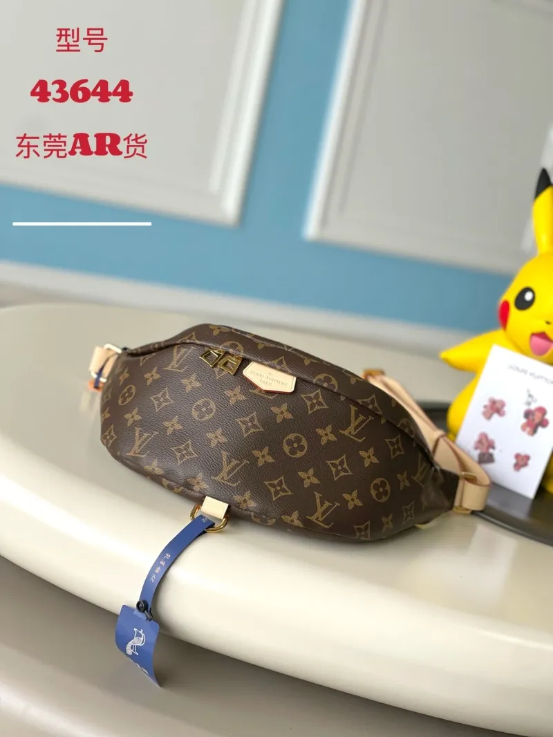 LV Waist & Chest Packs-153