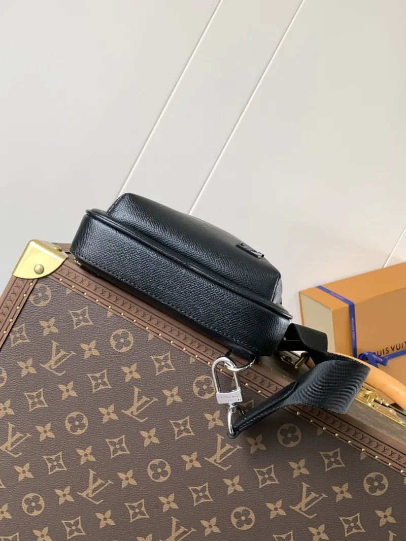 LV Waist & Chest Packs-158 - Image 4