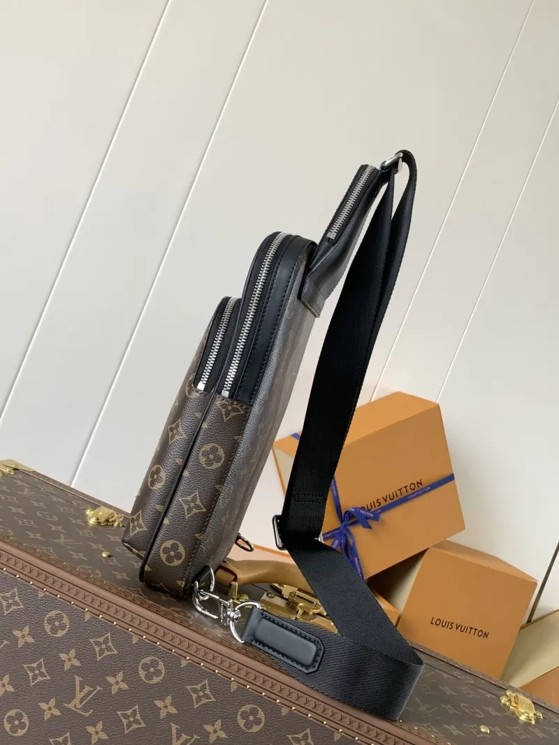 Alternative view of LV Waist & Chest Packs-161