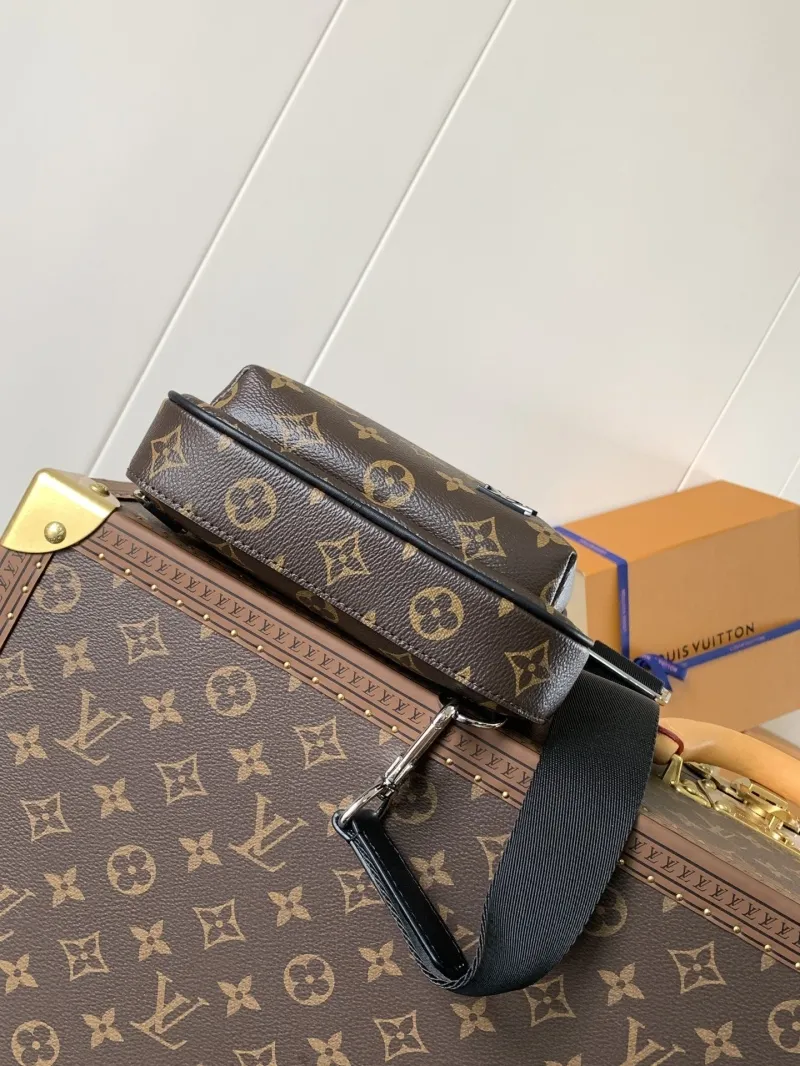 LV Waist & Chest Packs-161 - Image 4