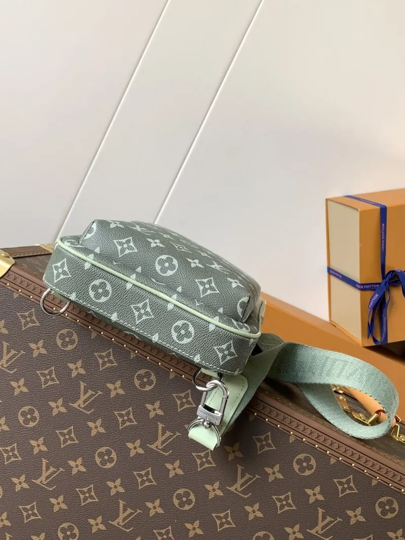 LV Waist & Chest Packs-165 - Image 4