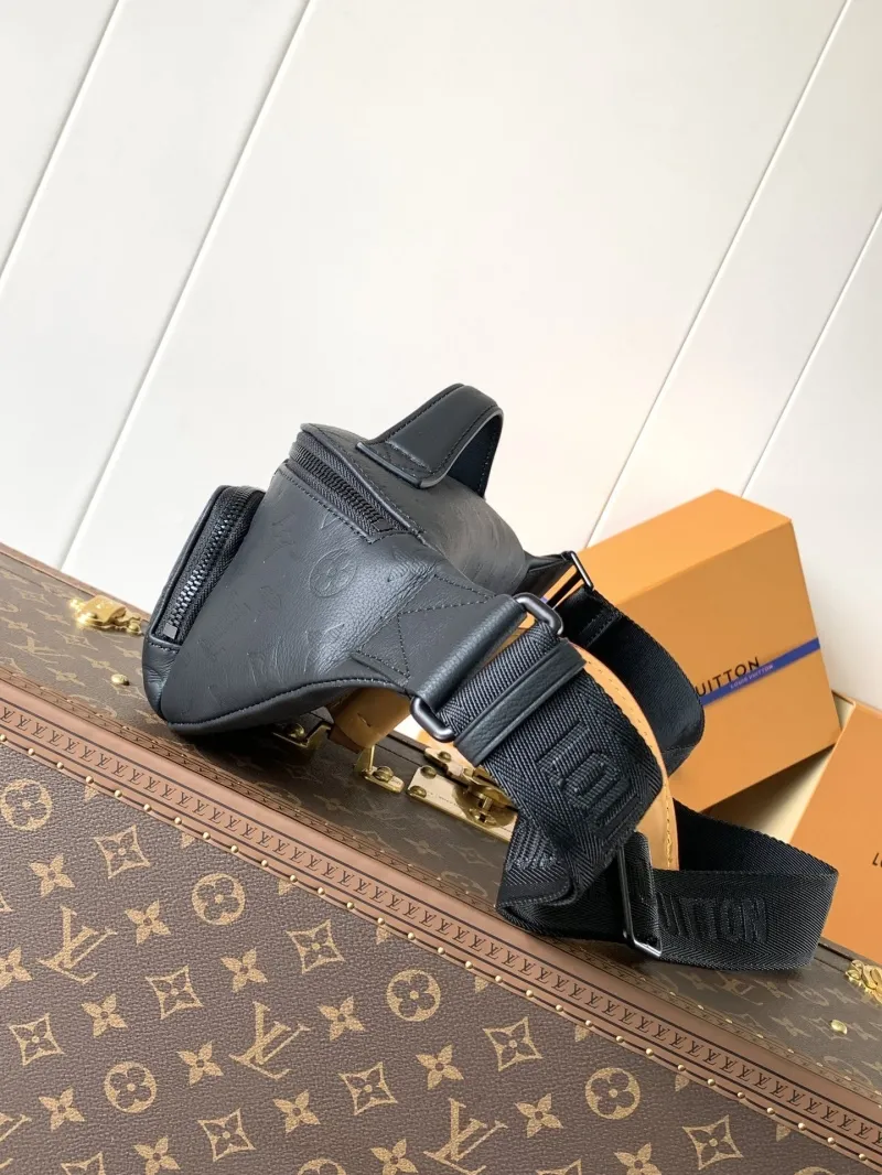 Alternative view of LV Waist & Chest Packs-171