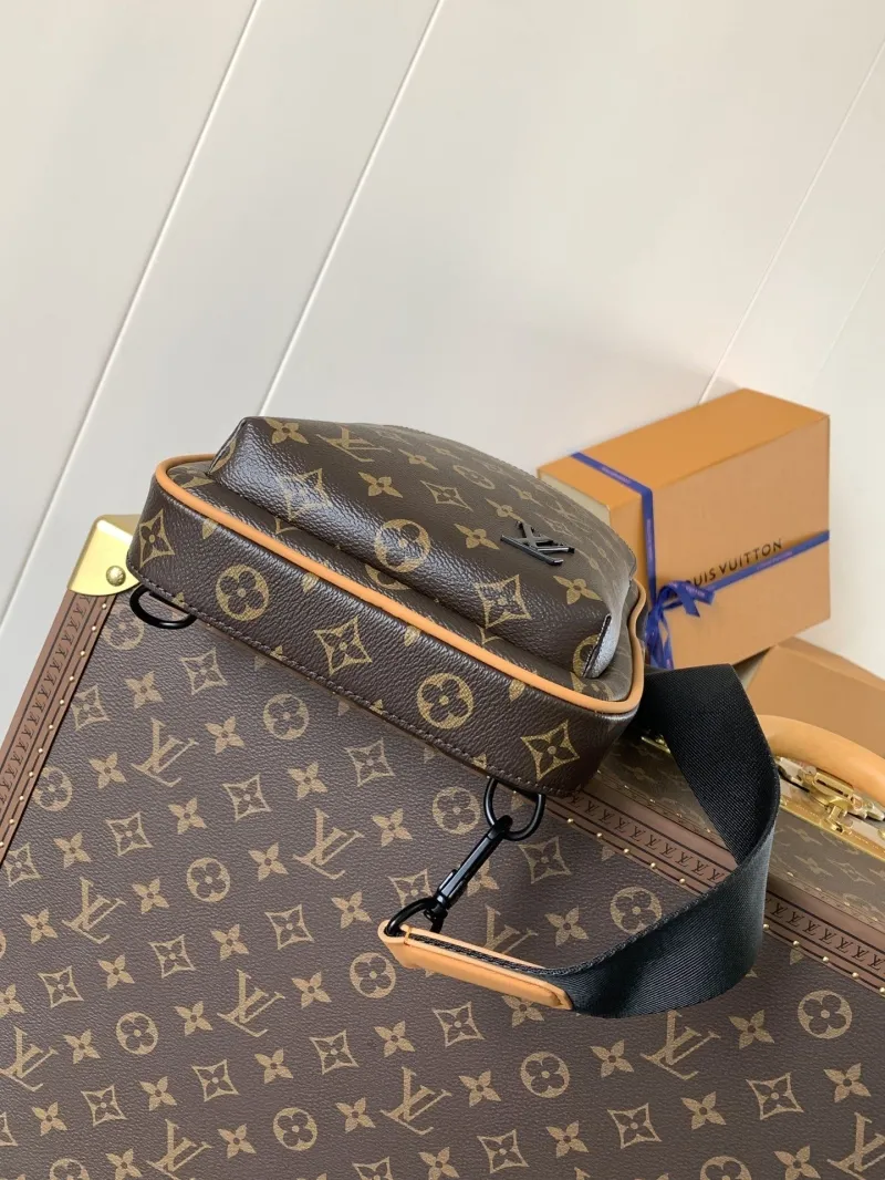 LV Waist & Chest Packs-177 - Image 4