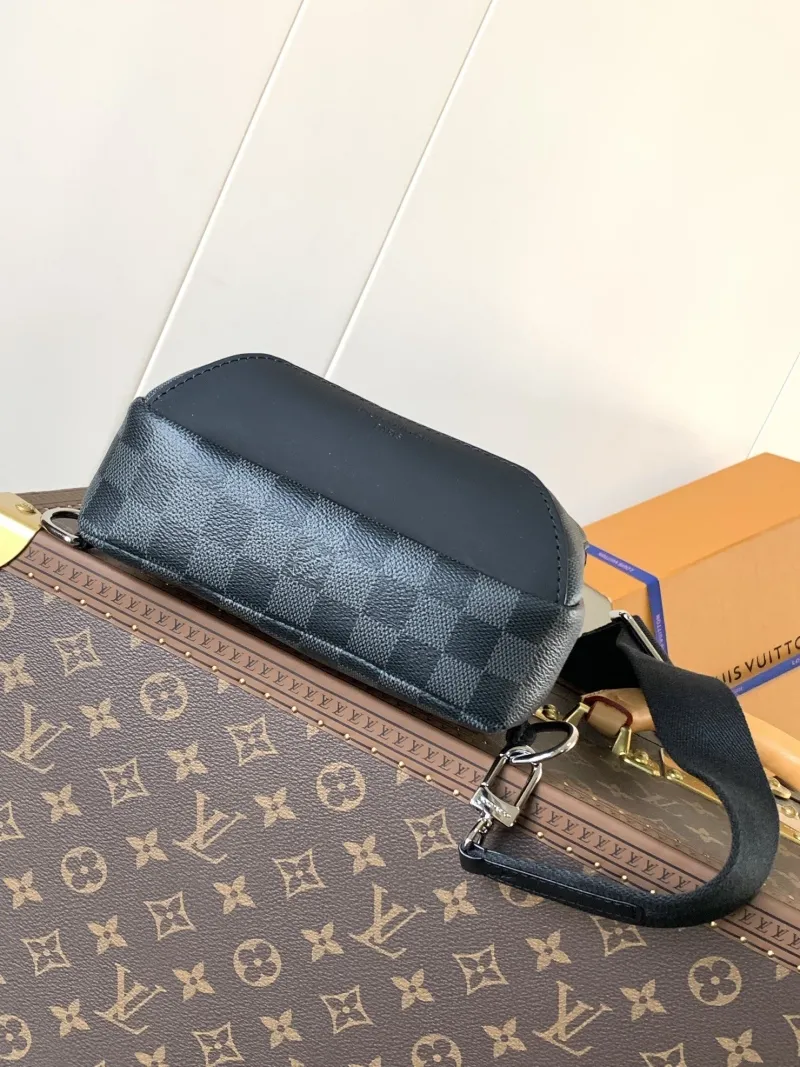 LV Waist & Chest Packs-200 - Image 4