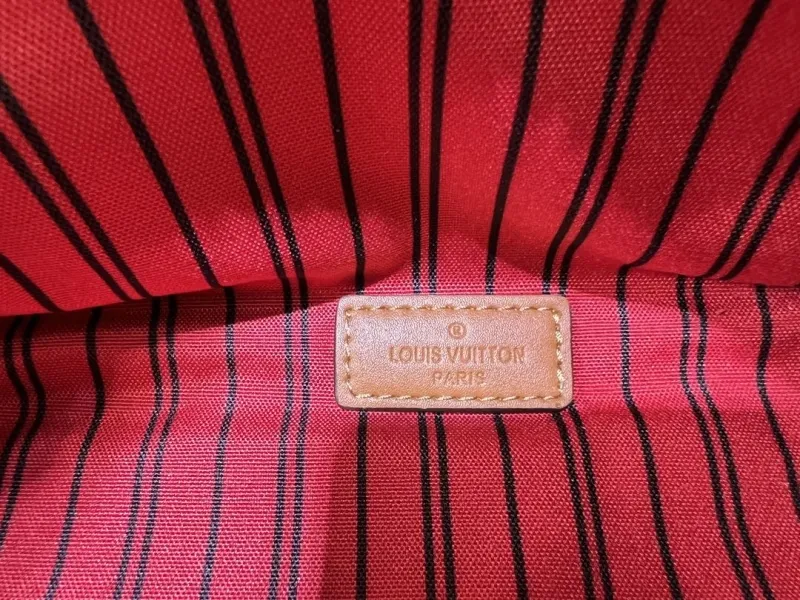 LV Waist & Chest Packs-201 - Image 9