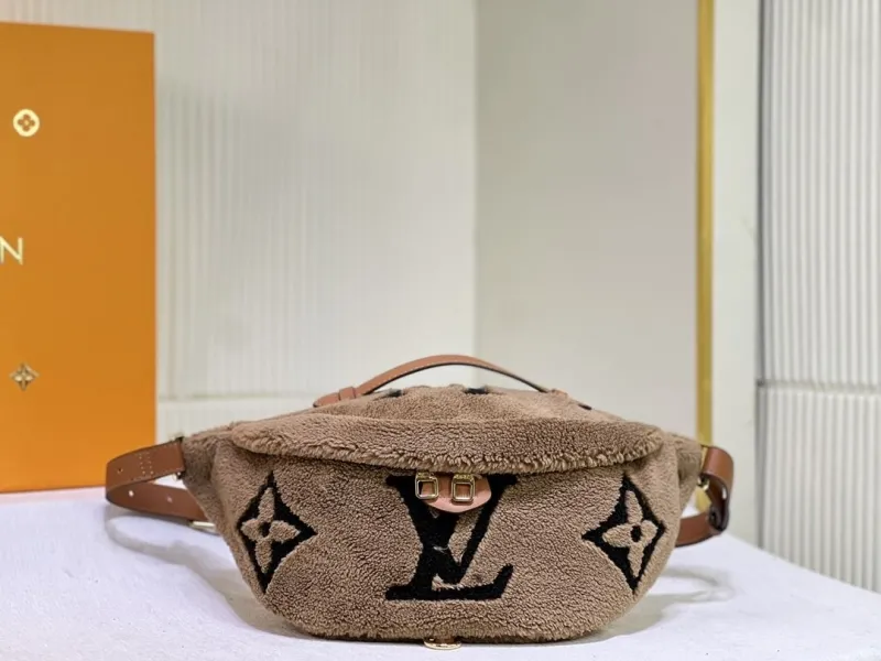 LV Waist & Chest Packs-203