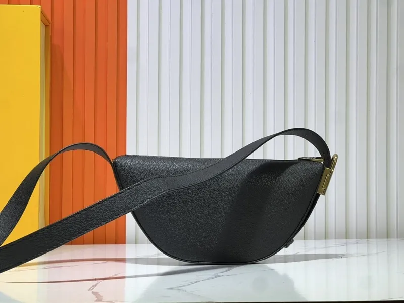 LV Waist & Chest Packs-206 - Image 6