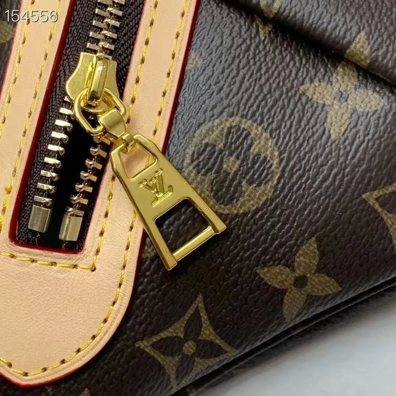 LV Waist & Chest Packs-229 - Image 7
