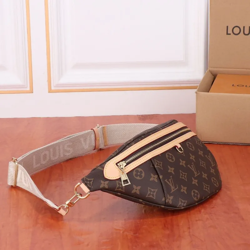 Alternative view of LV Waist & Chest Packs-235