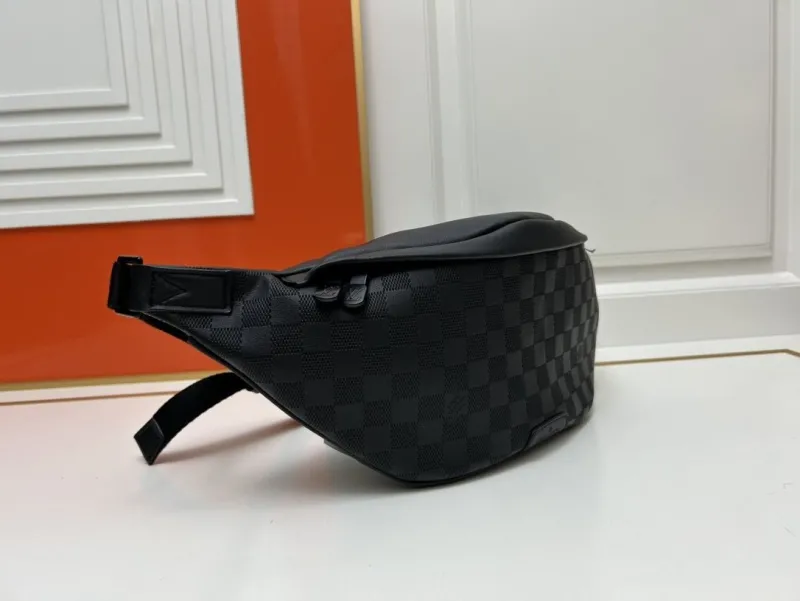 Alternative view of LV Waist & Chest Packs-238