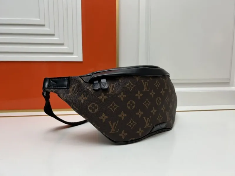 Alternative view of LV Waist & Chest Packs-239