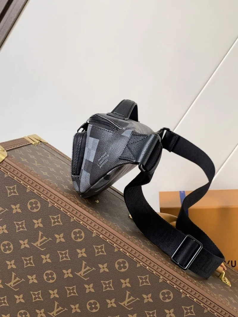Alternative view of LV Waist & Chest Packs-247