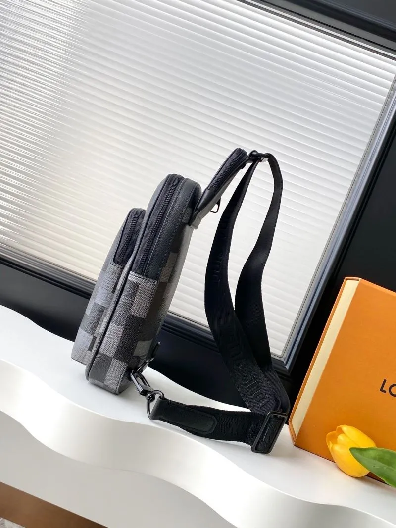 Alternative view of LV Waist & Chest Packs-254