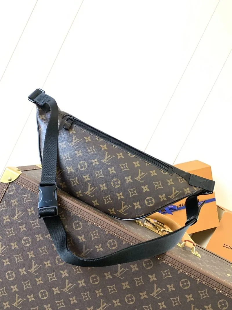 Alternative view of LV Waist & Chest Packs-258