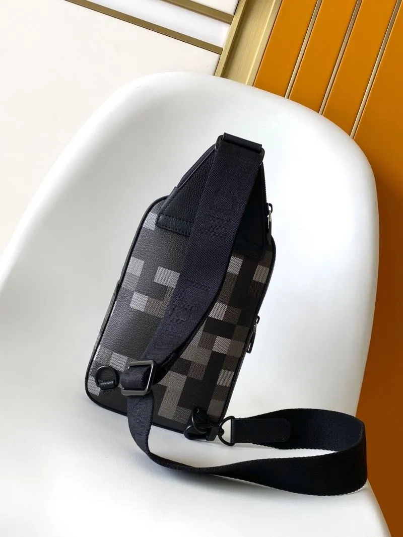 Alternative view of LV Waist & Chest Packs-260