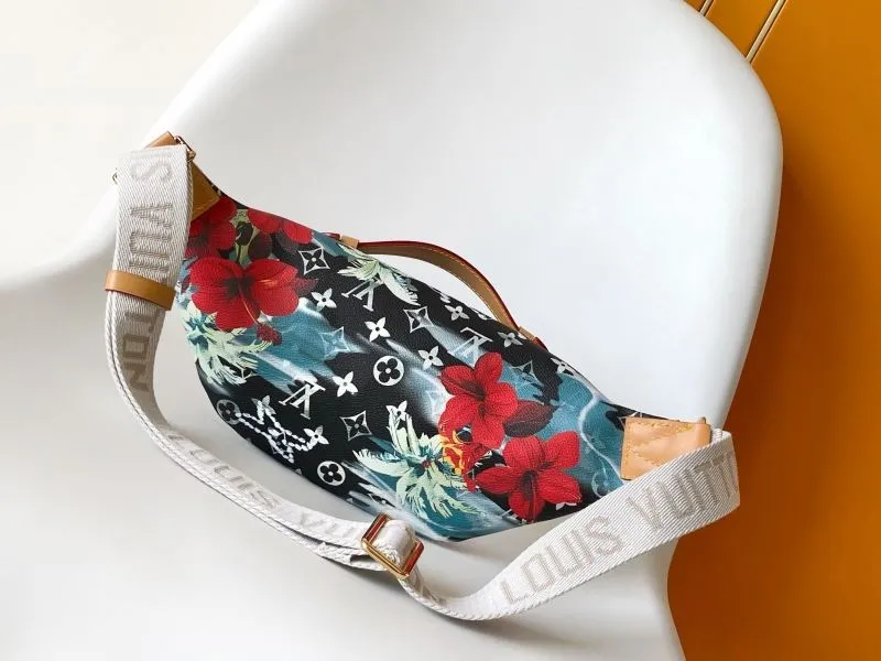 Alternative view of LV Waist & Chest Packs-264