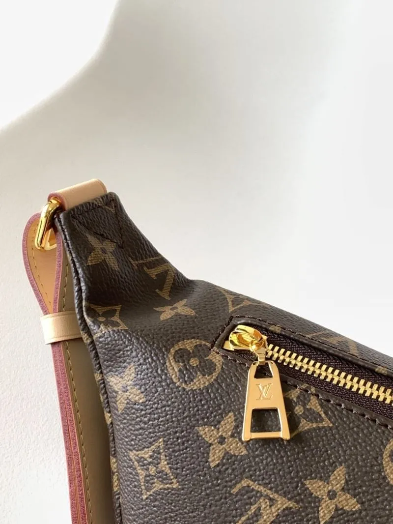 LV Waist & Chest Packs-267 - Image 7