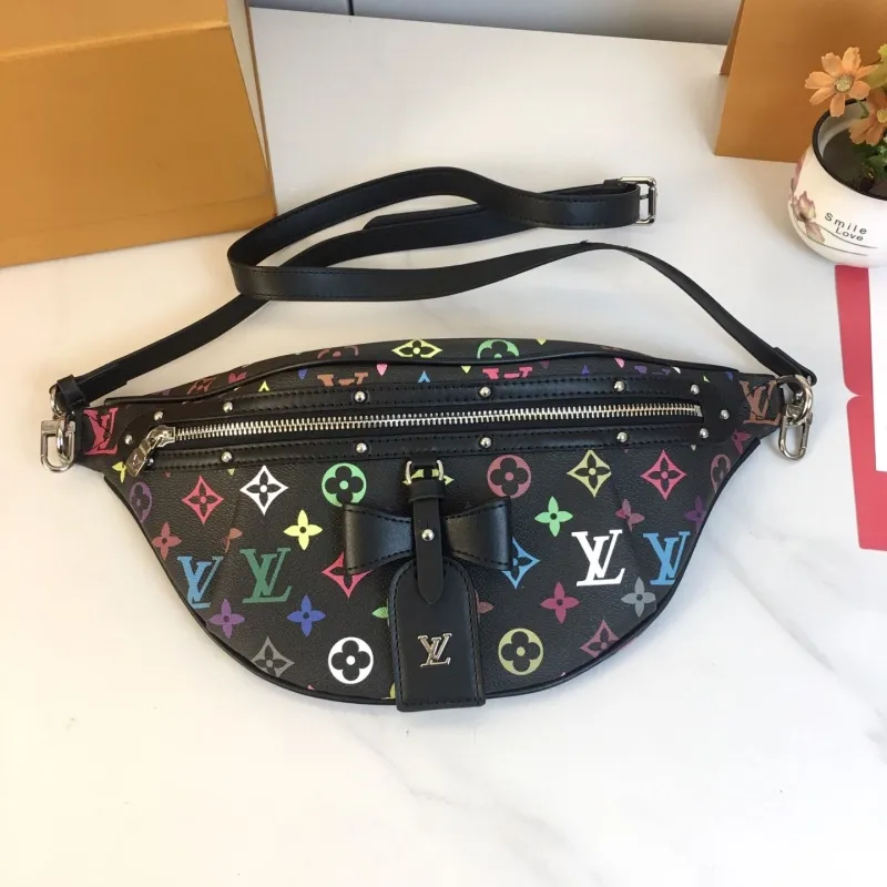 Alternative view of LV Waist & Chest Packs-289