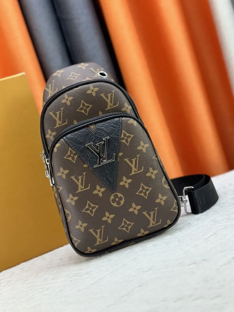 LV Waist & Chest Packs-290
