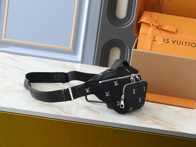 Alternative view of LV Waist & Chest Packs-295