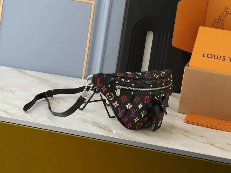 Alternative view of LV Waist & Chest Packs-298
