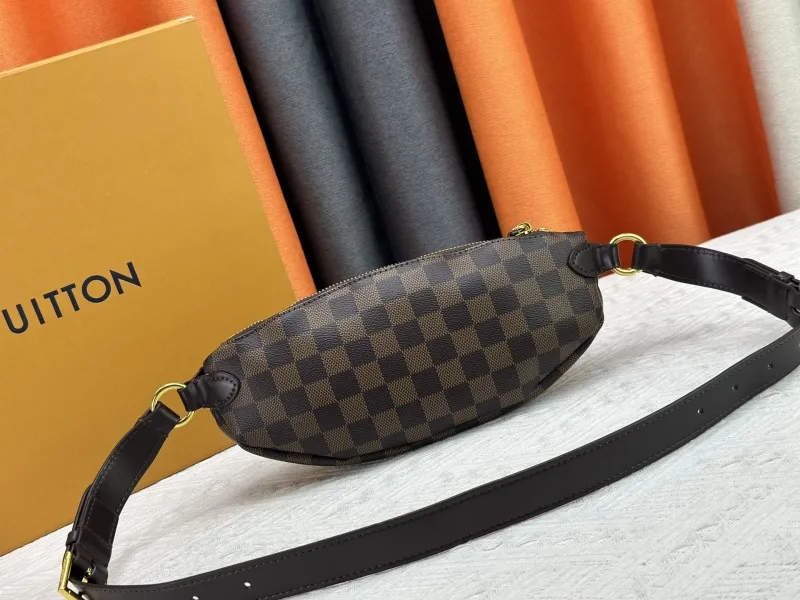 LV Waist & Chest Packs-303 - Image 4
