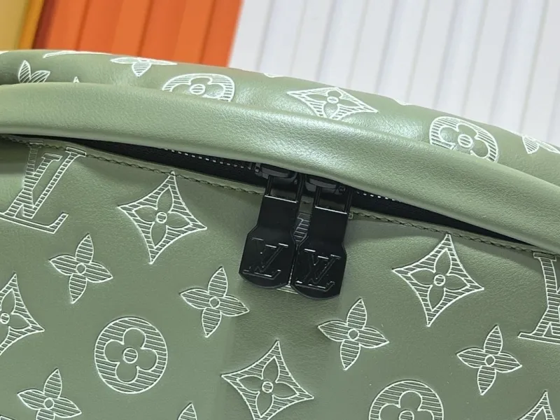 LV Waist & Chest Packs-305 - Image 4