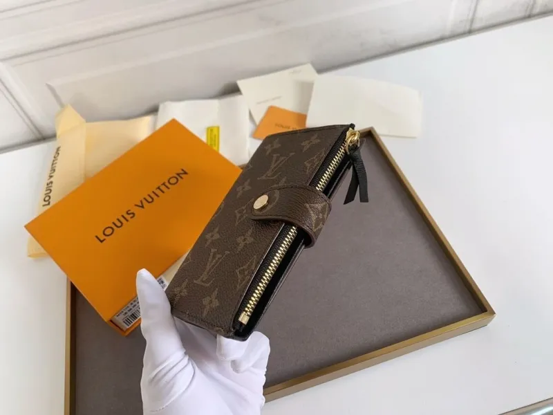 LV Wallets-1 - Image 5