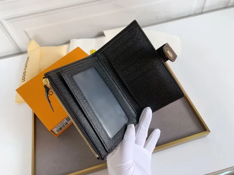 LV Wallets-1 - Image 9