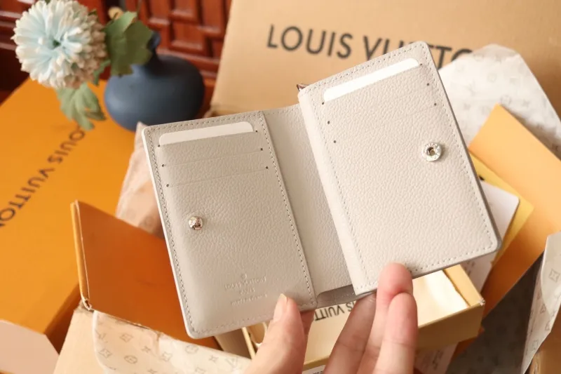 LV Wallets-6 - Image 5