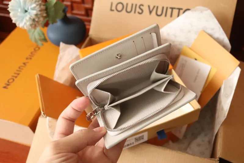 LV Wallets-6 - Image 7