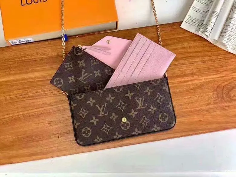 Alternative view of LV Wallets-7
