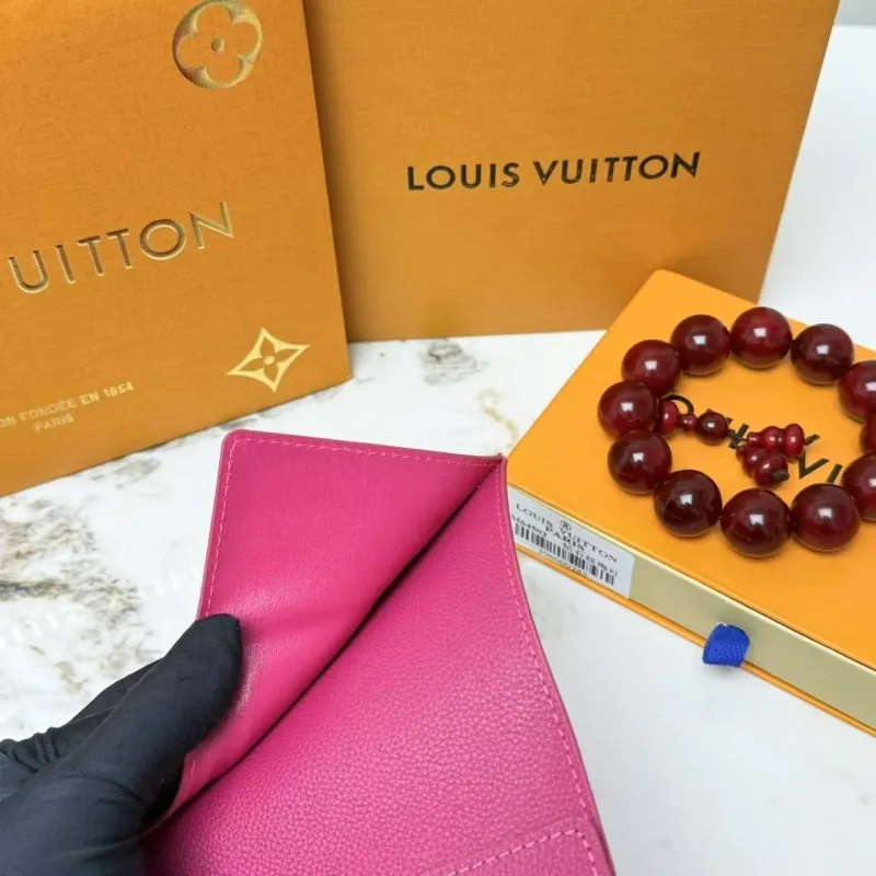 LV Wallets-12 - Image 9
