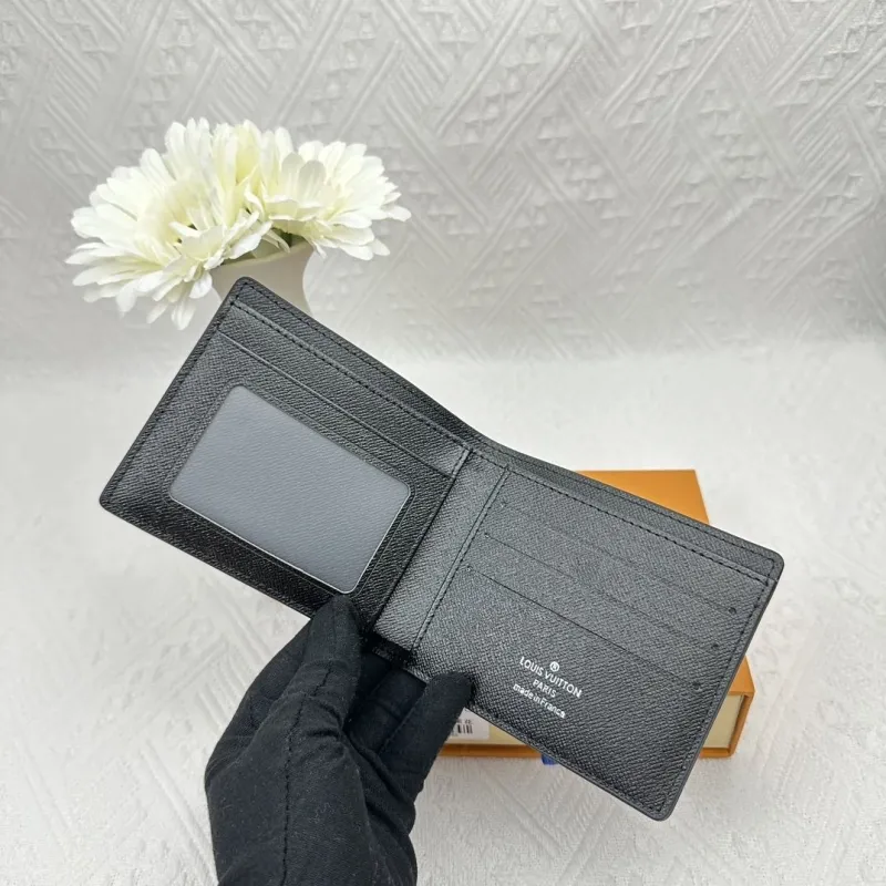 LV Wallets-14 - Image 4