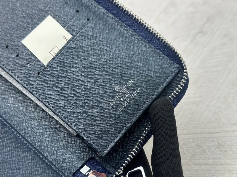 LV Wallets-15 - Image 9
