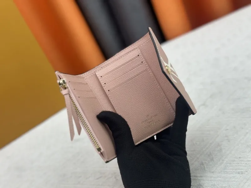 LV Wallets-17 - Image 7