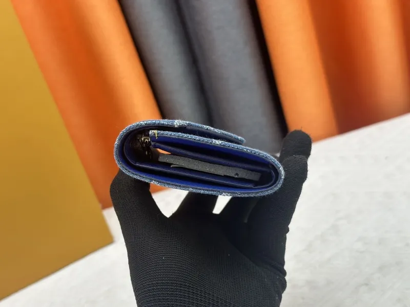 LV Wallets-18 - Image 4