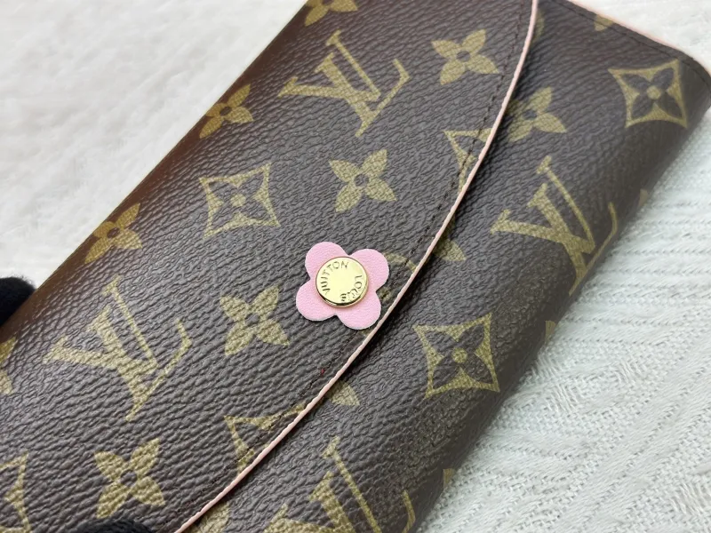 LV Wallets-20 - Image 6