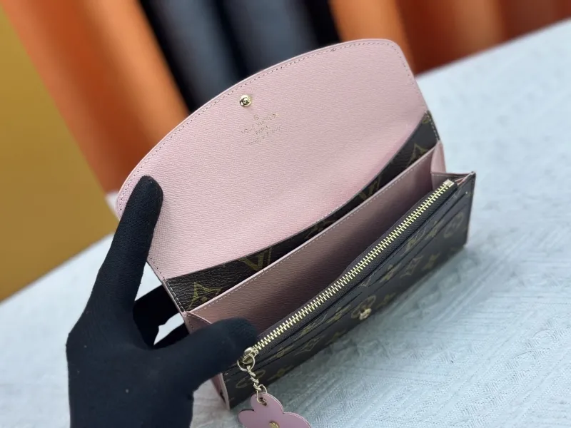 LV Wallets-21 - Image 8