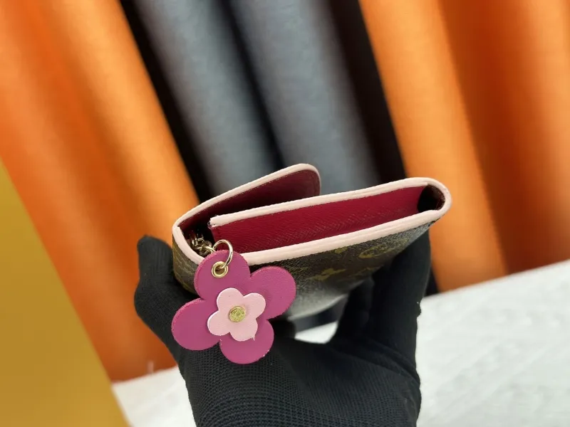 LV Wallets-22 - Image 6