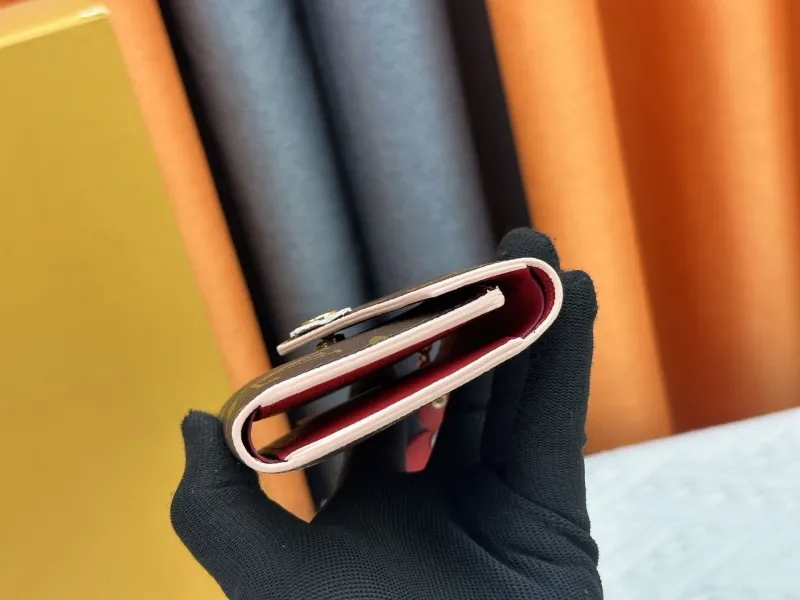 LV Wallets-23 - Image 4