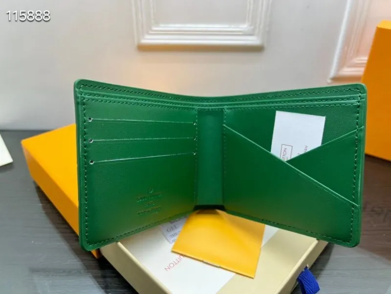 LV Wallets-27 - Image 4