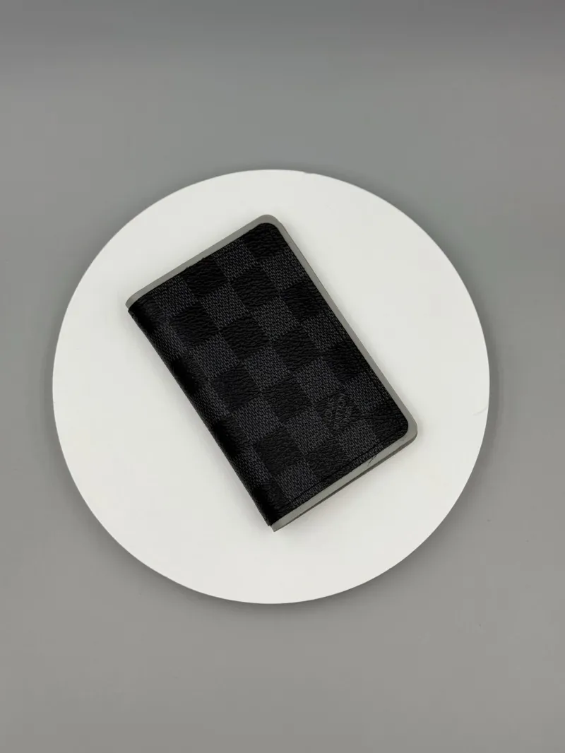 LV Wallets-41