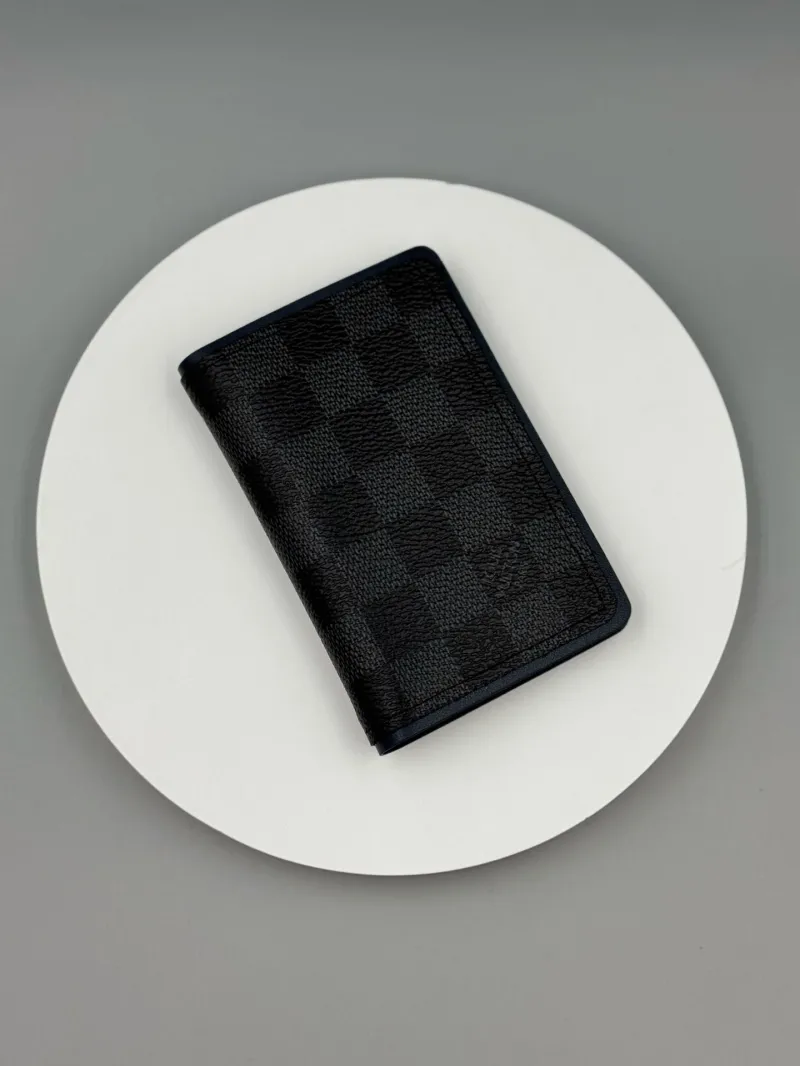LV Wallets-42