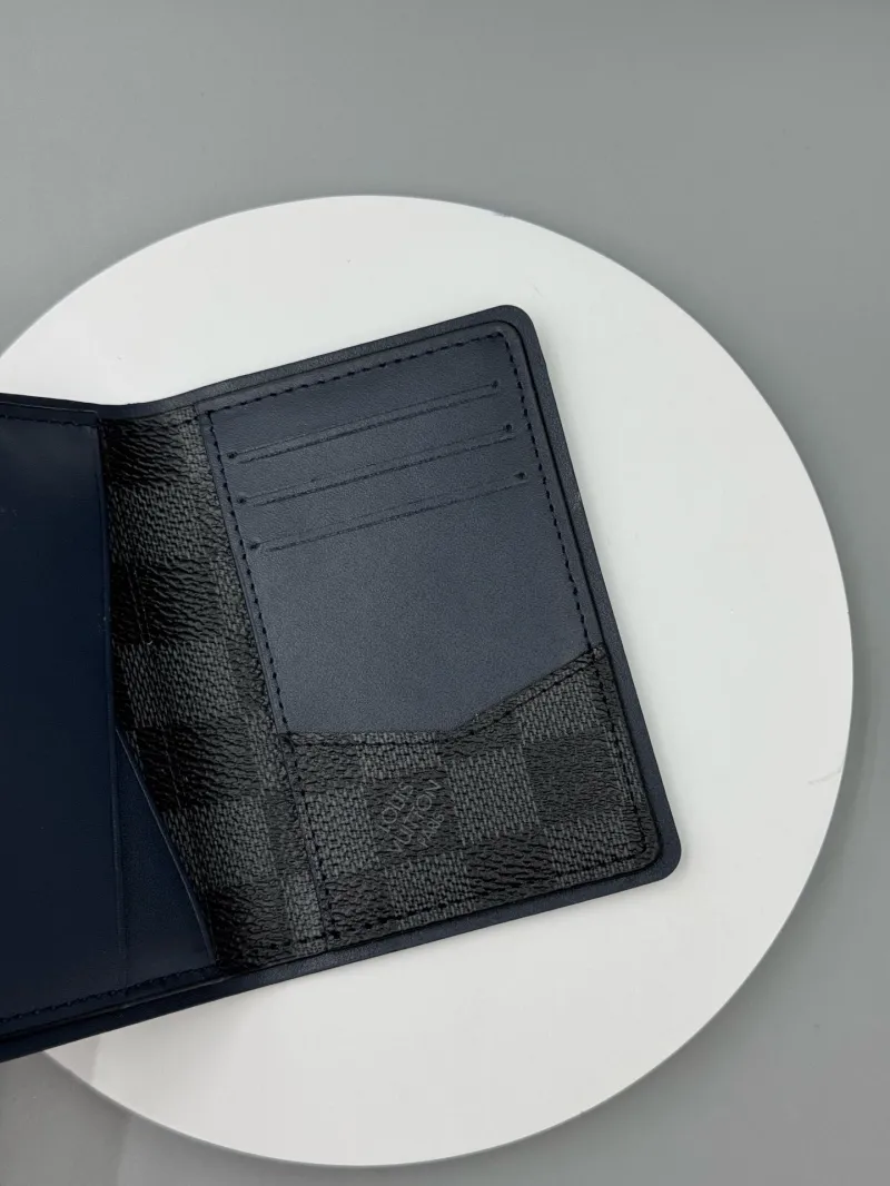 LV Wallets-42 - Image 6