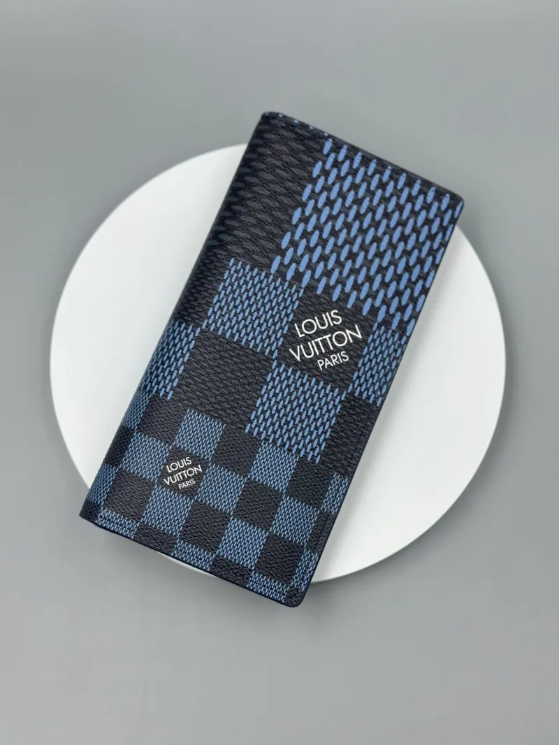 LV Wallets-45