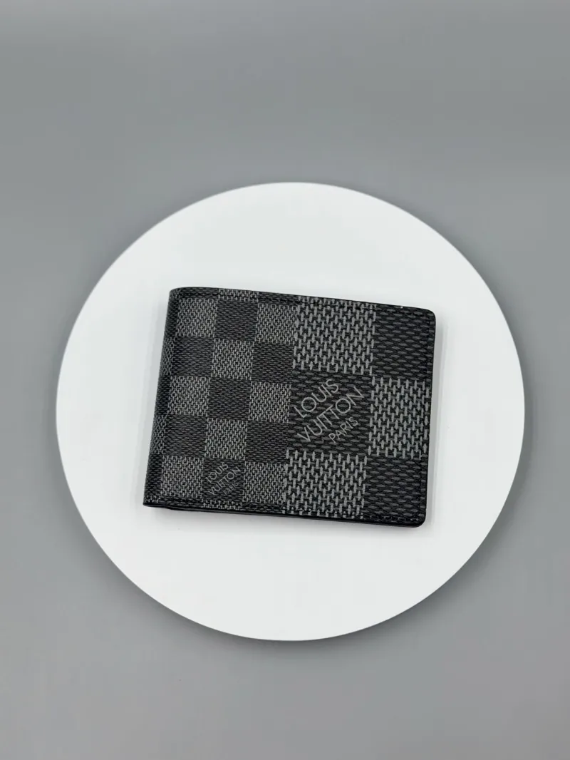 LV Wallets-50