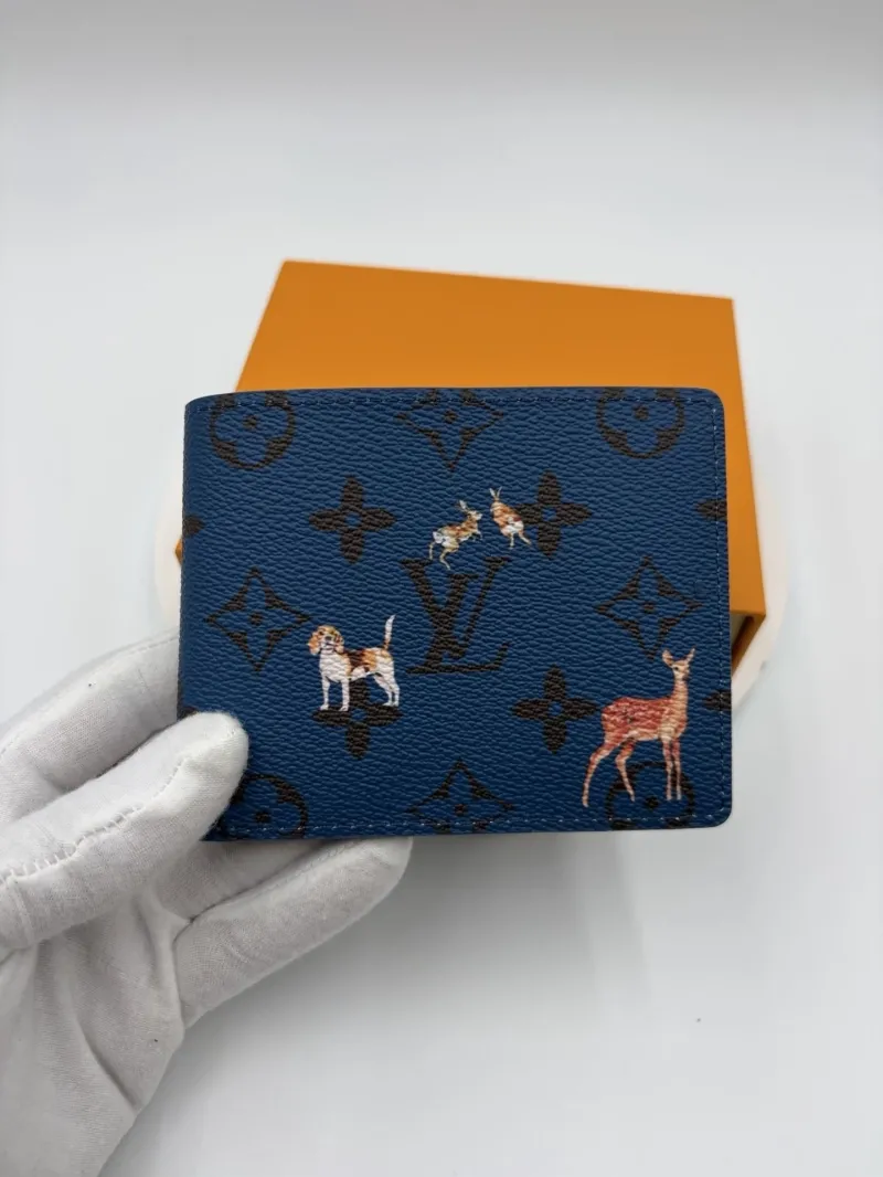 LV Wallets-53